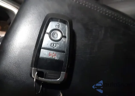 2021 Ford Explorer Xlt из США, поврежденный, VIN 1FMSK8DH6MGB30763